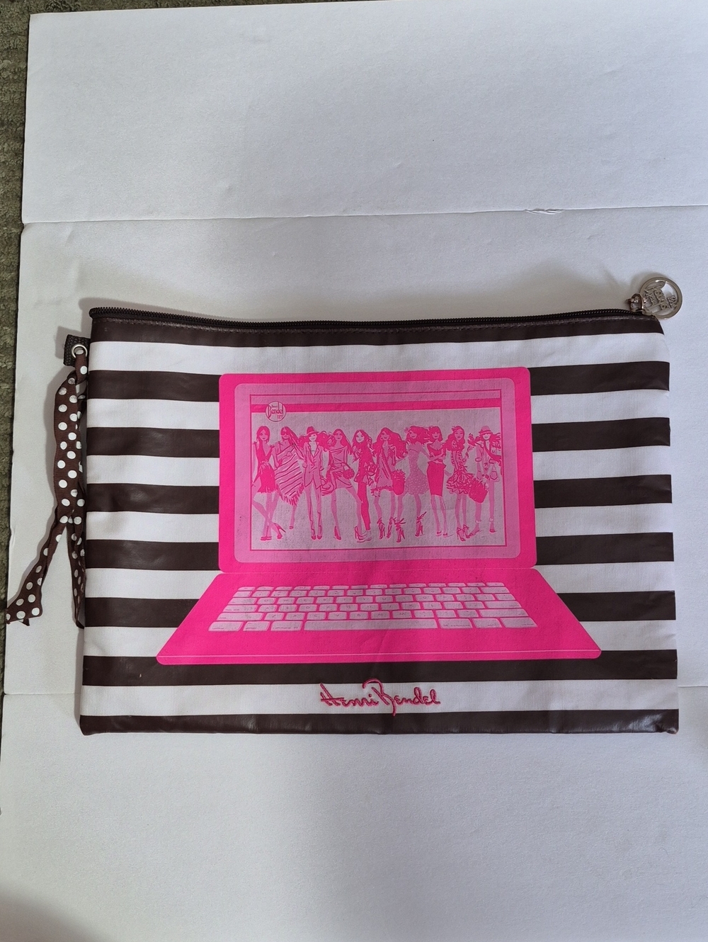 henri bendel Laptop/Tablet brown,white Pouch with Hot Pink Graphics